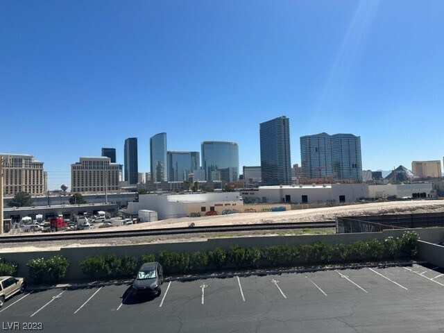 Building Photo - 4200 S Valley View Blvd