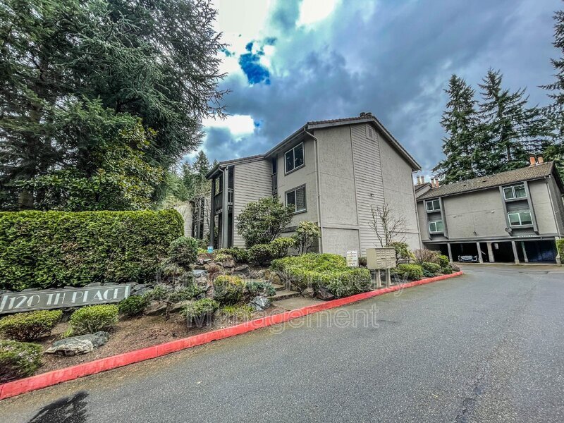 Foto principal - 12711 NE 120th St
