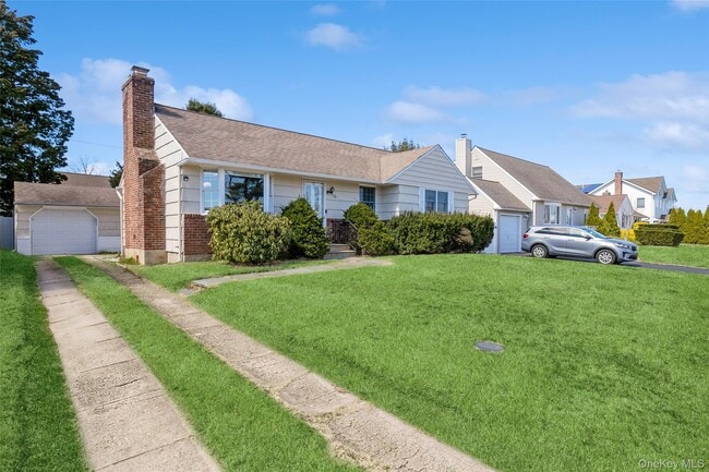 Building Photo - 26 Whitman Ave