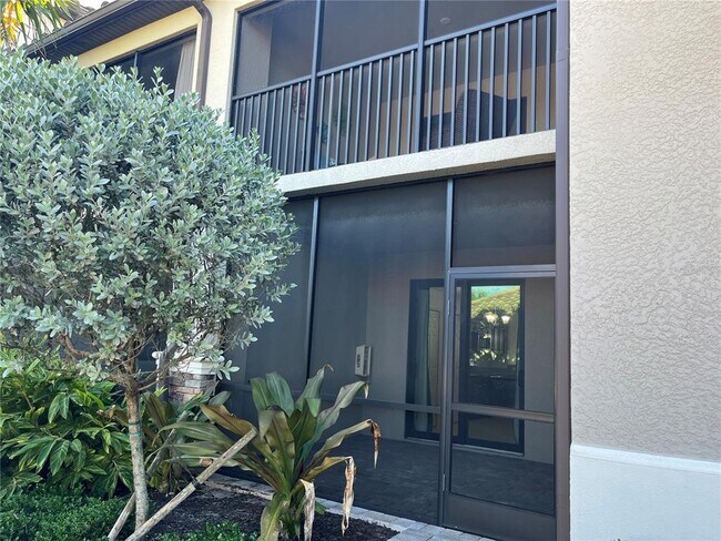 Building Photo - 5558 Palmer Cir
