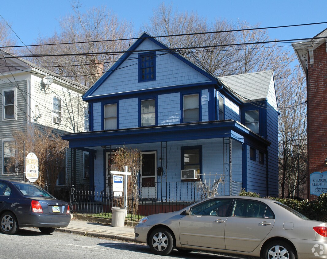 125 Broadway, Norwich, CT 06360 Apartments in Norwich, CT