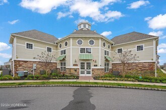 Building Photo - 33 Cooper Ave