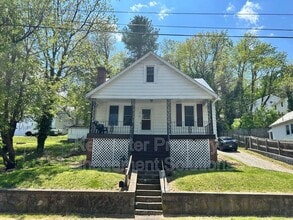 Building Photo - 210 Biltmore St