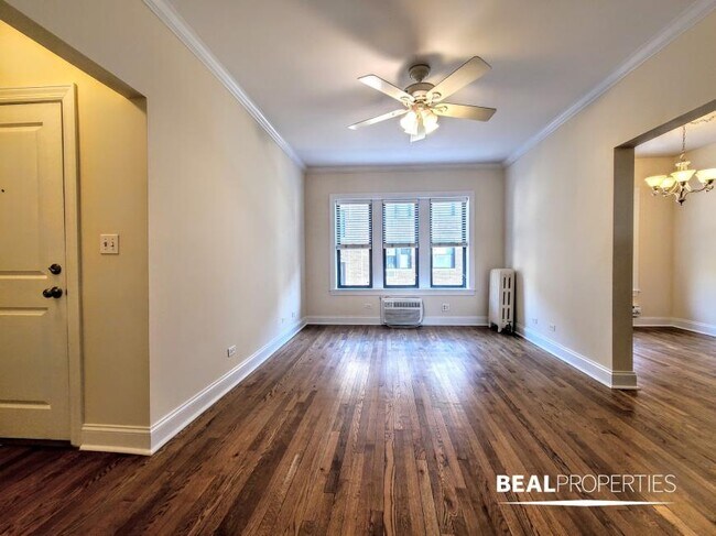 Building Photo - 1 bedroom in CHICAGO IL 60613