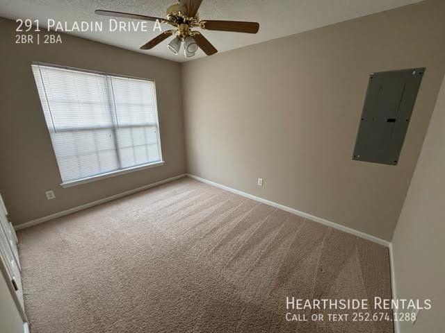 Foto del edificio - "Charming 2-Bed, 2-Bath Duplex on Paladin ...