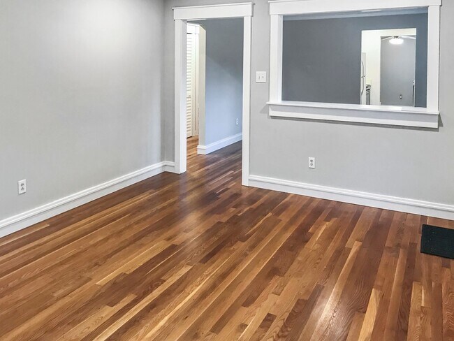 Foto del edificio - Updated 3 bedroom 1 bath rancher