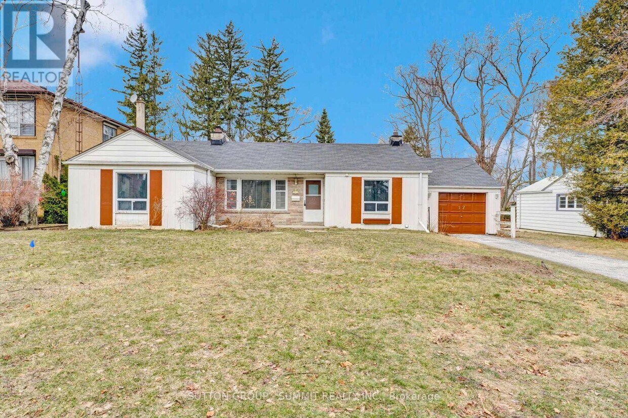 Primary Photo - 17 Ben Machree Dr