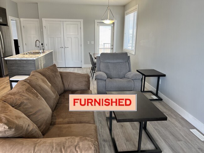 Building Photo - 8424-A-8488 88 Ave