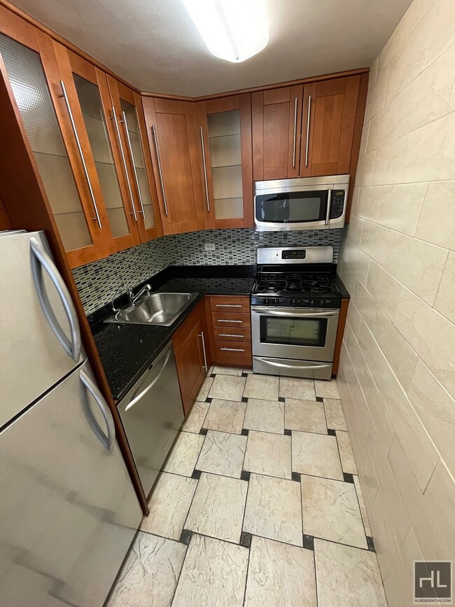 Building Photo - Wexford Ter