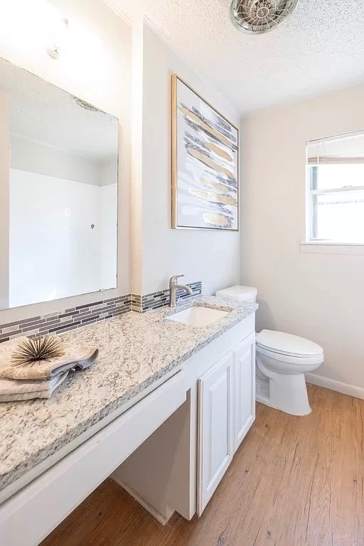 Foto del edificio - 2406 Rountree Dr