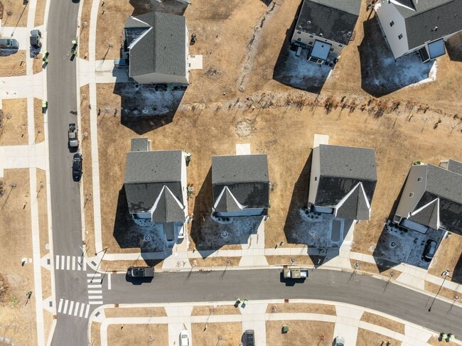 Foto del edificio - Small-Town Comfort Meets City Convenience | 2-Story Home for Rent | 4 Bedrooms, 2.5 Baths