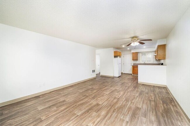 Foto del edificio - 2 bedroom unit close to downtown Gresham!!