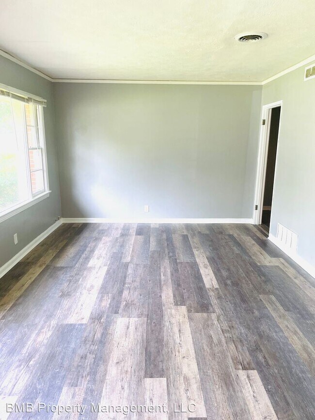 Foto del edificio - 3 br, 1 bath House - 1216 E Audobon Road