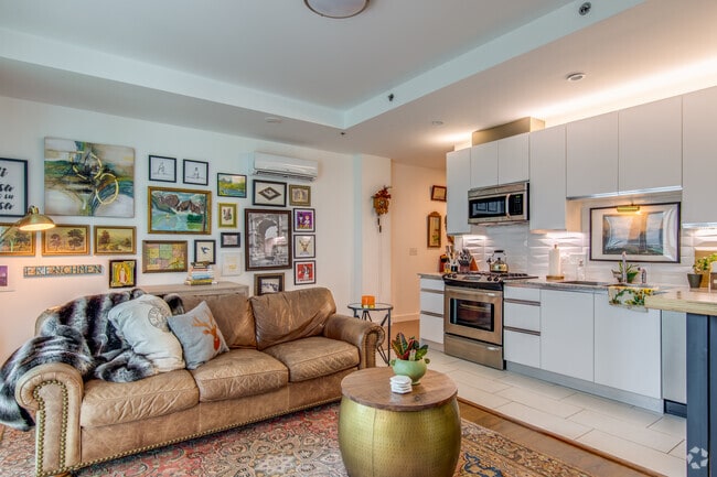 1HAB, 1BA -710SF - The Meridia Apartments