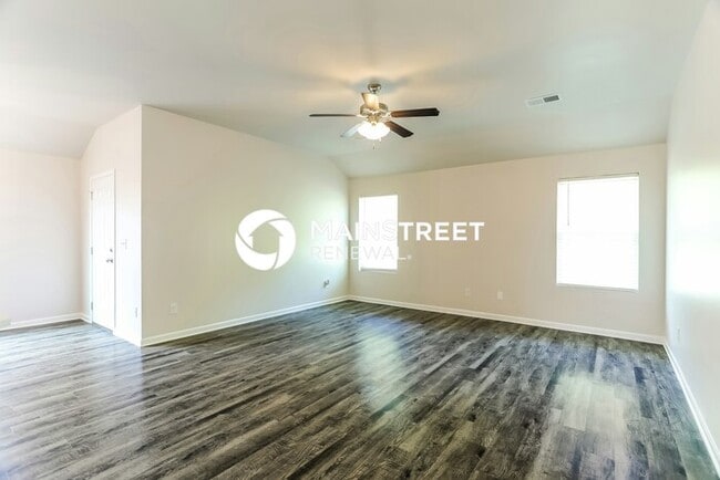 Foto del edificio - 3 Bedroom Pet-Friendly Home in MONTEVALLO,...