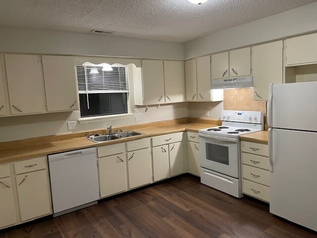 Foto del edificio - 2020 W Olive St