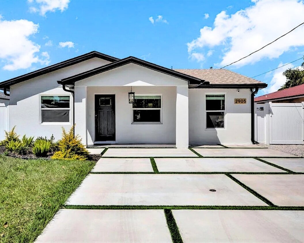 Photo - 2905 W Collins St (Tampa, FL)