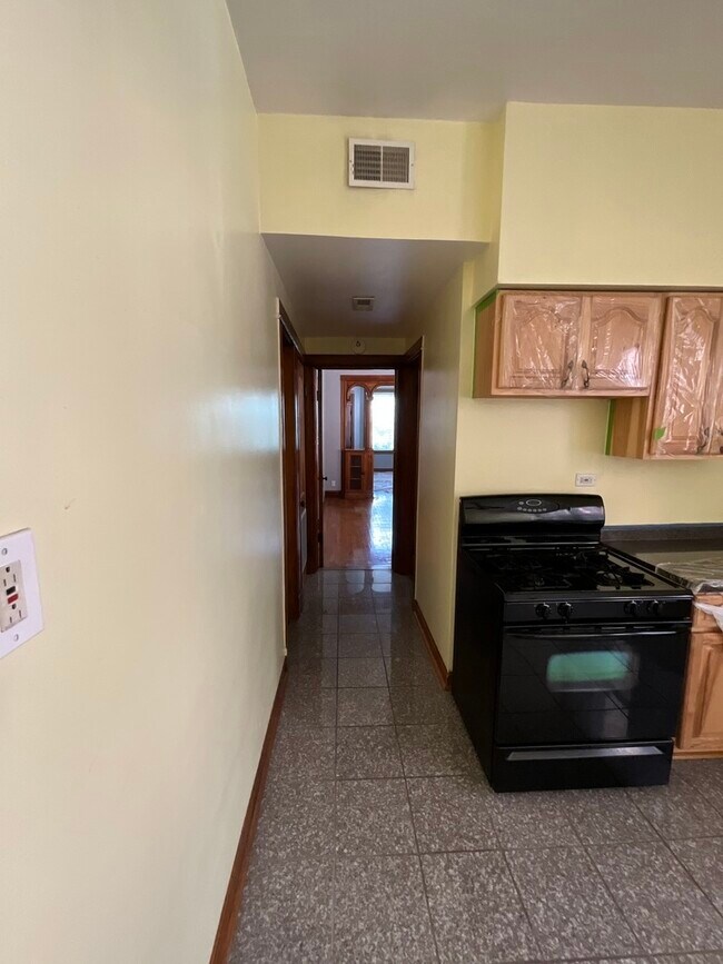 Foto del edificio - 919 N Leavitt St