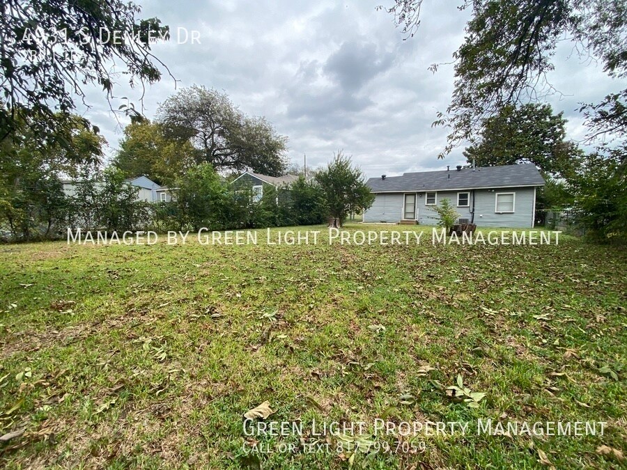 Building Photo - 4931 S Denley Dr