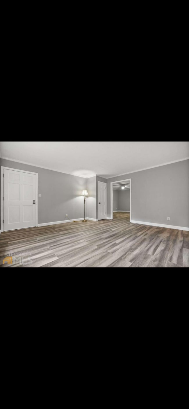 Foto del edificio - 325 Winding River Dr