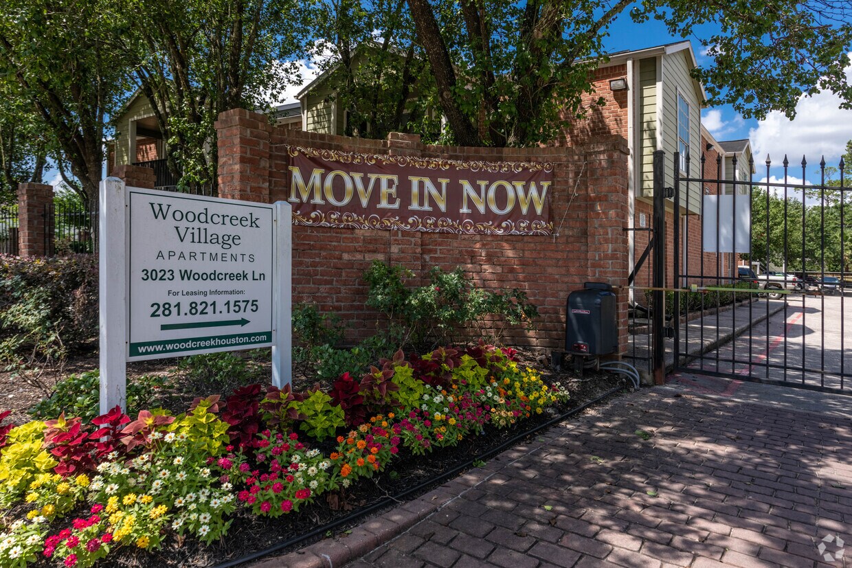Foto principal - Woodcreek Village