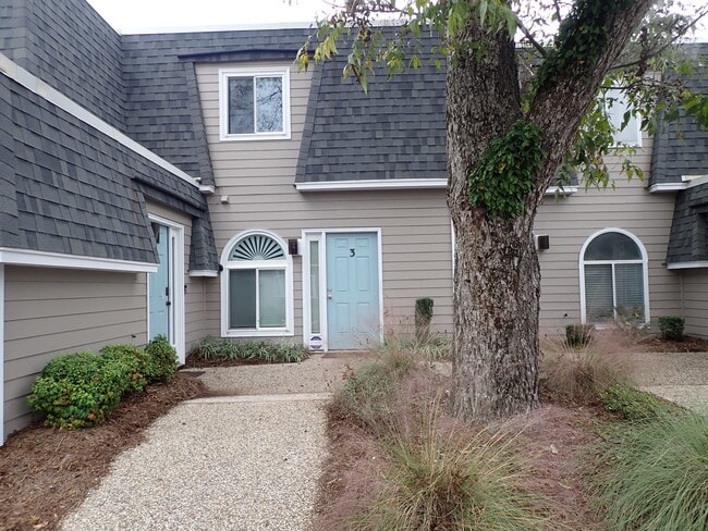 Photo - 6328 Wrightsville Ave Townhome
