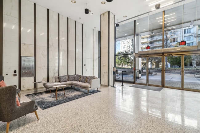 Photo - National Landing Apartments