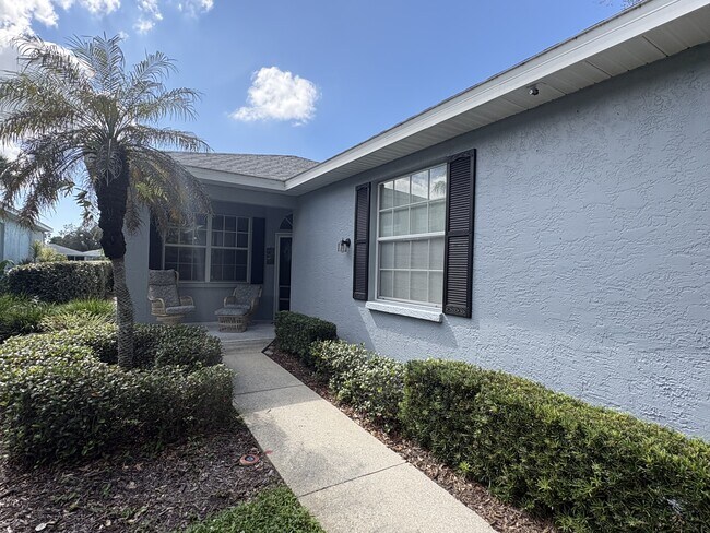 Foto del edificio - 322 Greenwood Lake Dr