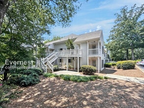 Building Photo - 804 Abingdon Way NE
