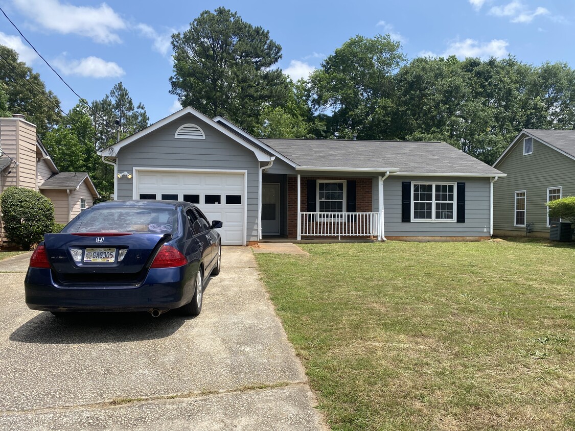 BEAUTIFUL 3/2 RANCH - 5220 Brentwood Rd