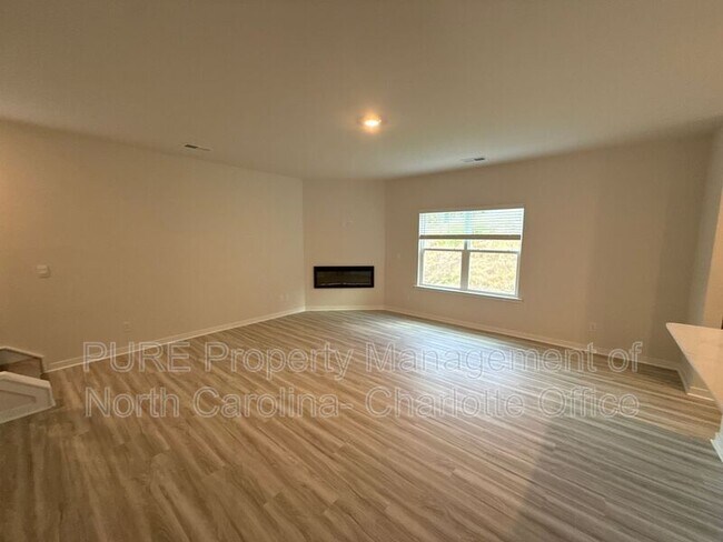 Building Photo - 155 Rustling Waters Dr