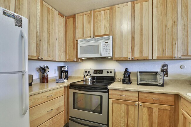 Foto del edificio - 2090 Chalet Rd