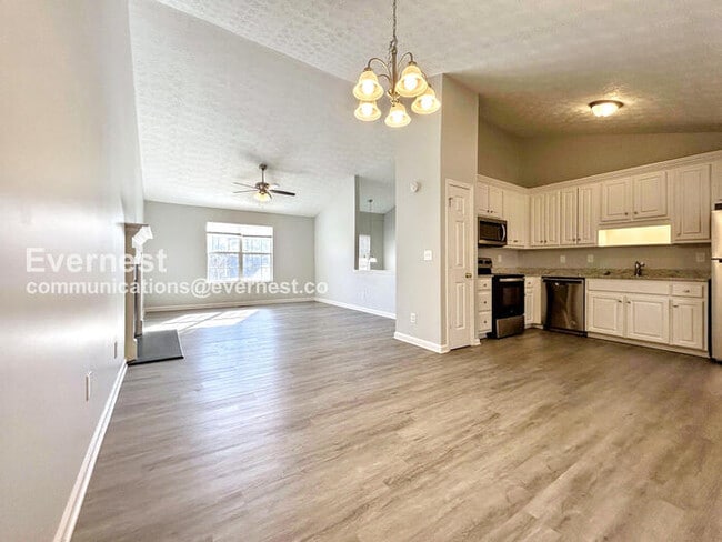 Foto del edificio - 30 Oak Grove Ln NW