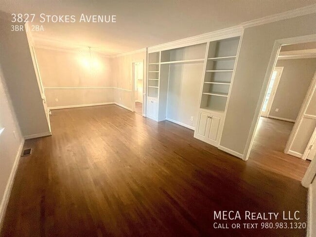 Foto del edificio - 3827 Stokes Ave