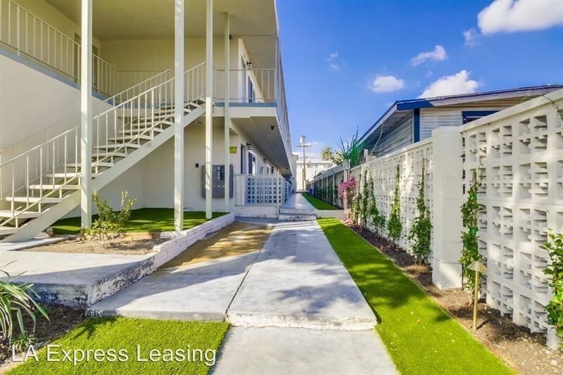 Building Photo - 6205 8th Ave