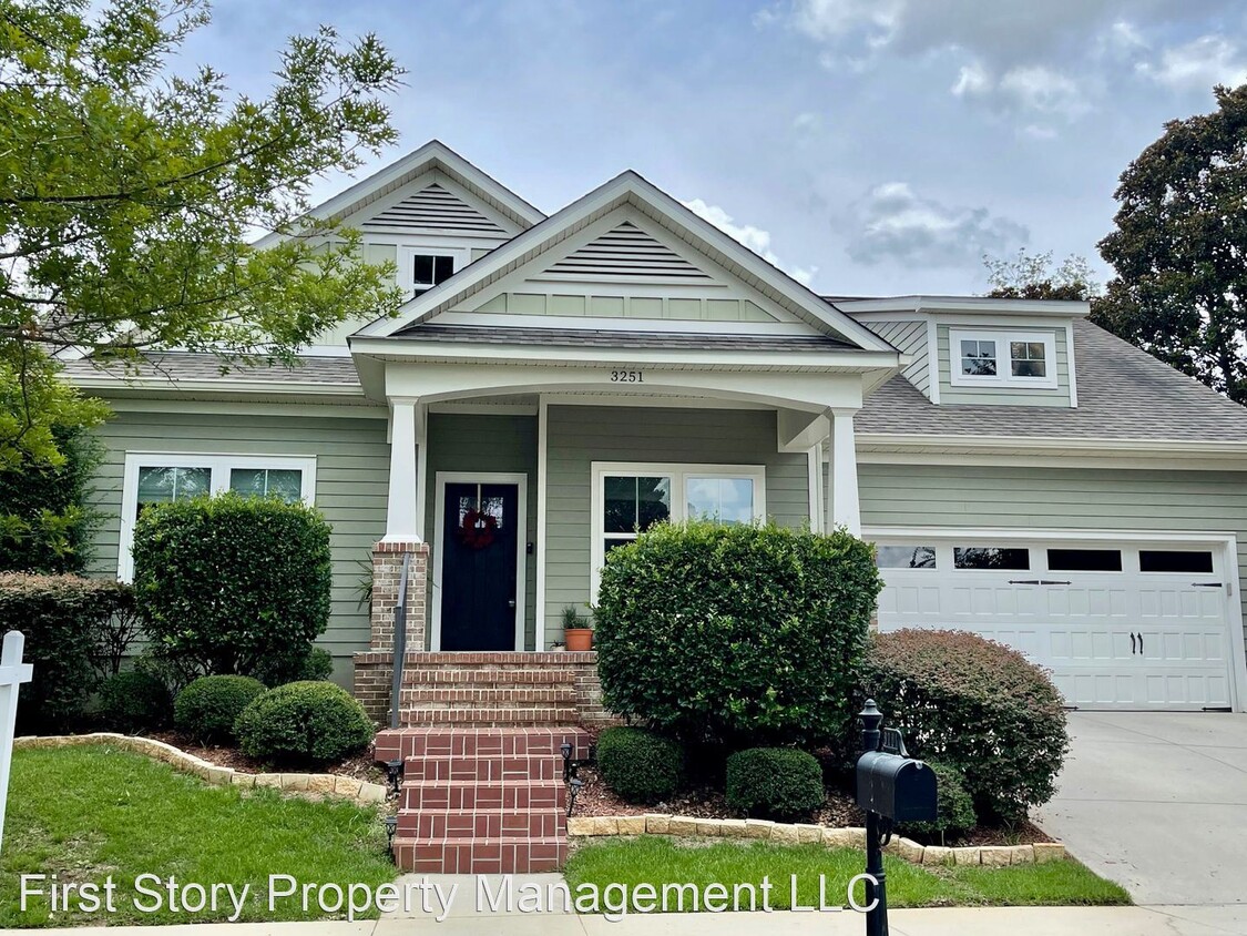 Primary Photo - 4 br, 3 bath House - 3251 Carollton Drive