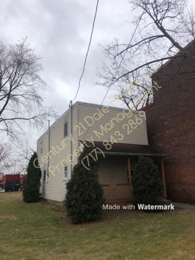 Building Photo - Albemarle Street 341 S