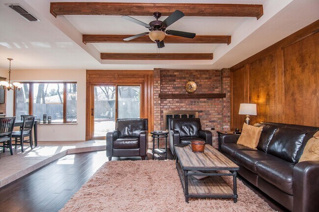 Foto del edificio - 2947 Southridge Dr