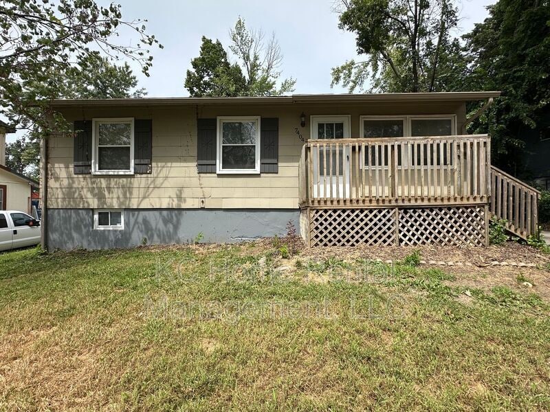 Primary Photo - 7404 E 50th St
