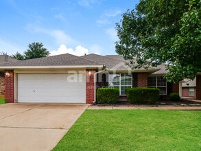 Building Photo - 17621 Lead Ln