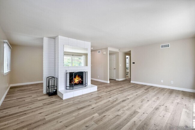 Building Photo - 10103 Cristobal Dr