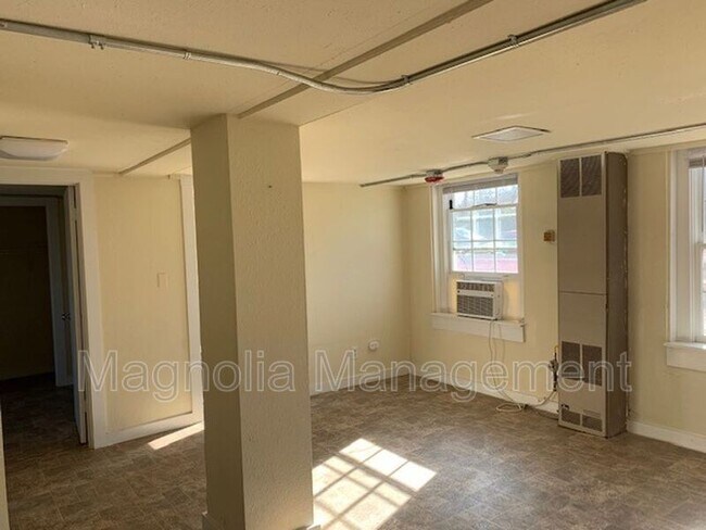 Foto del edificio - 514 N Beckford Dr