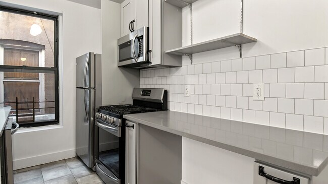 Foto del edificio - 1037 College Ave