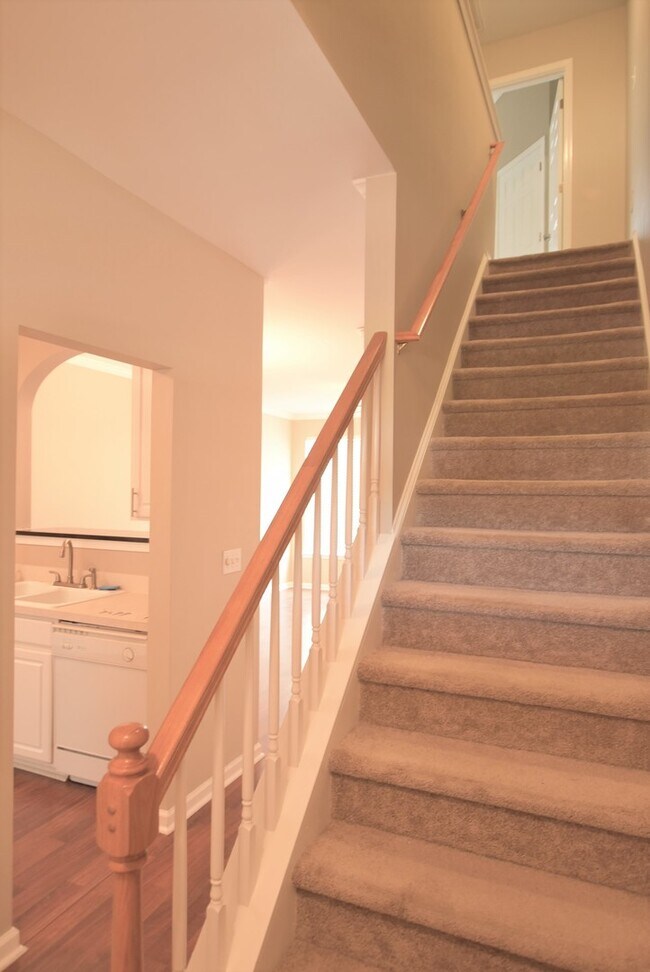 Building Photo - A Cozy 2bedroom Town home in Fort Mill