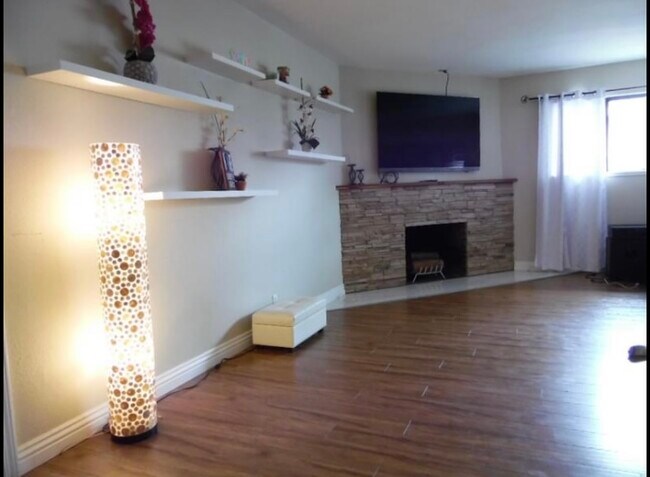 Foto del edificio - 132 Shadow Ln