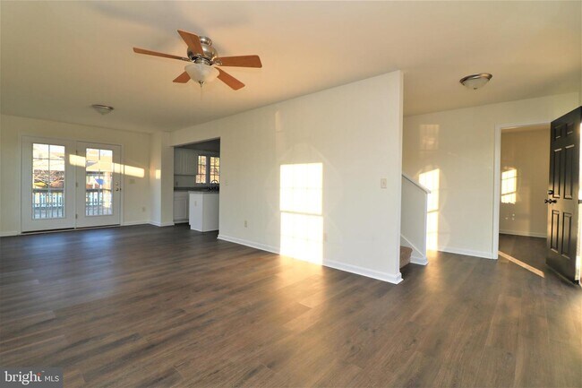 Building Photo - 431 Cattle Dr