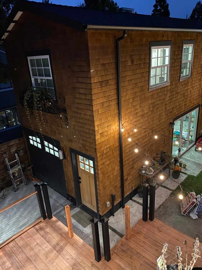 Building Photo - 3117 Ellis St