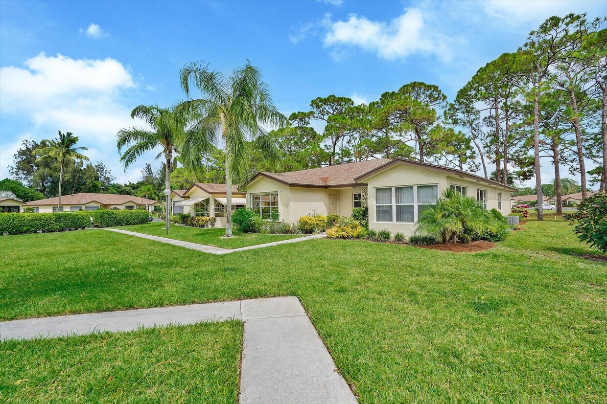 Foto principal - 13960 Nesting Way