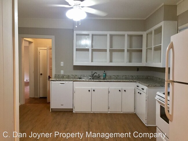 Building Photo - 2 br, 1 bath House - 516 Spring Street