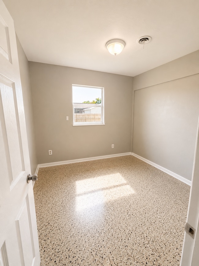 Foto del edificio - 4830 NW 176th St